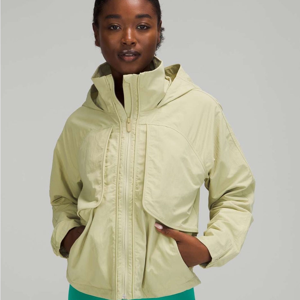 lululemon athletica Always Effortless Jacket in Dew Green -2